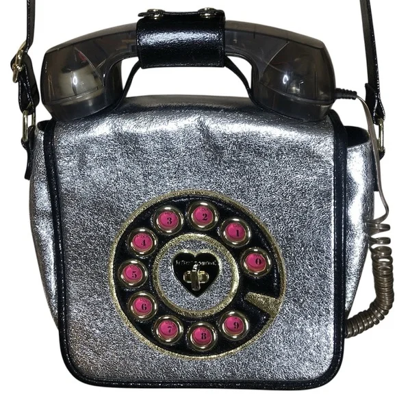 RETRO BETSEY JOHNSON Kitsch Silver Phone Crossbody Bag - Picture 1 of 7